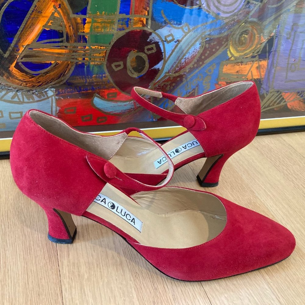 Luca Luca Classic Red Suede Mary Jane Spool Heel Pumps EU38.5 Button Strap Italy